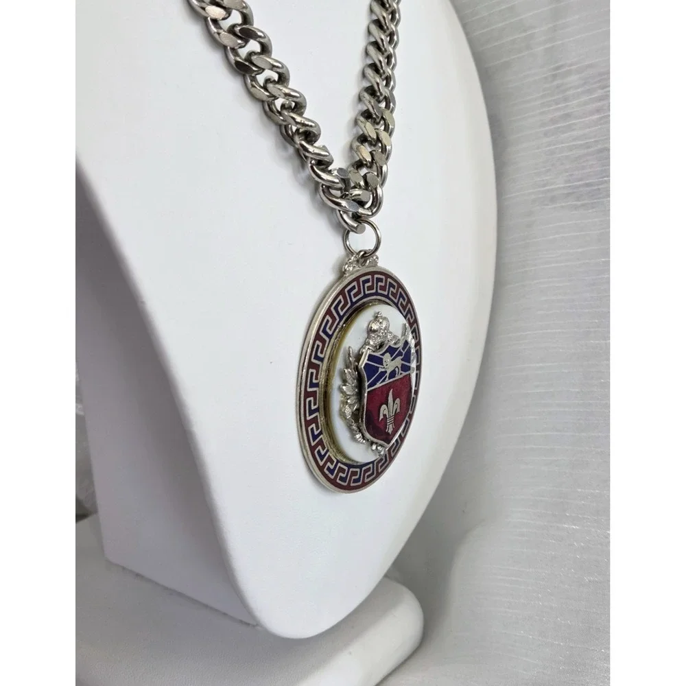 WW2 242nd Coast Artillery Military Crest Pendant Necklace Chain Coat of Arms